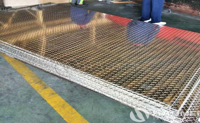 diamond plate aluminum