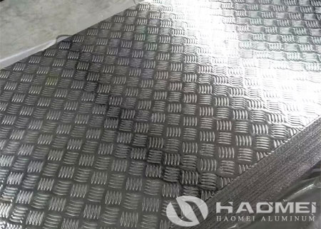 what is a tread plate